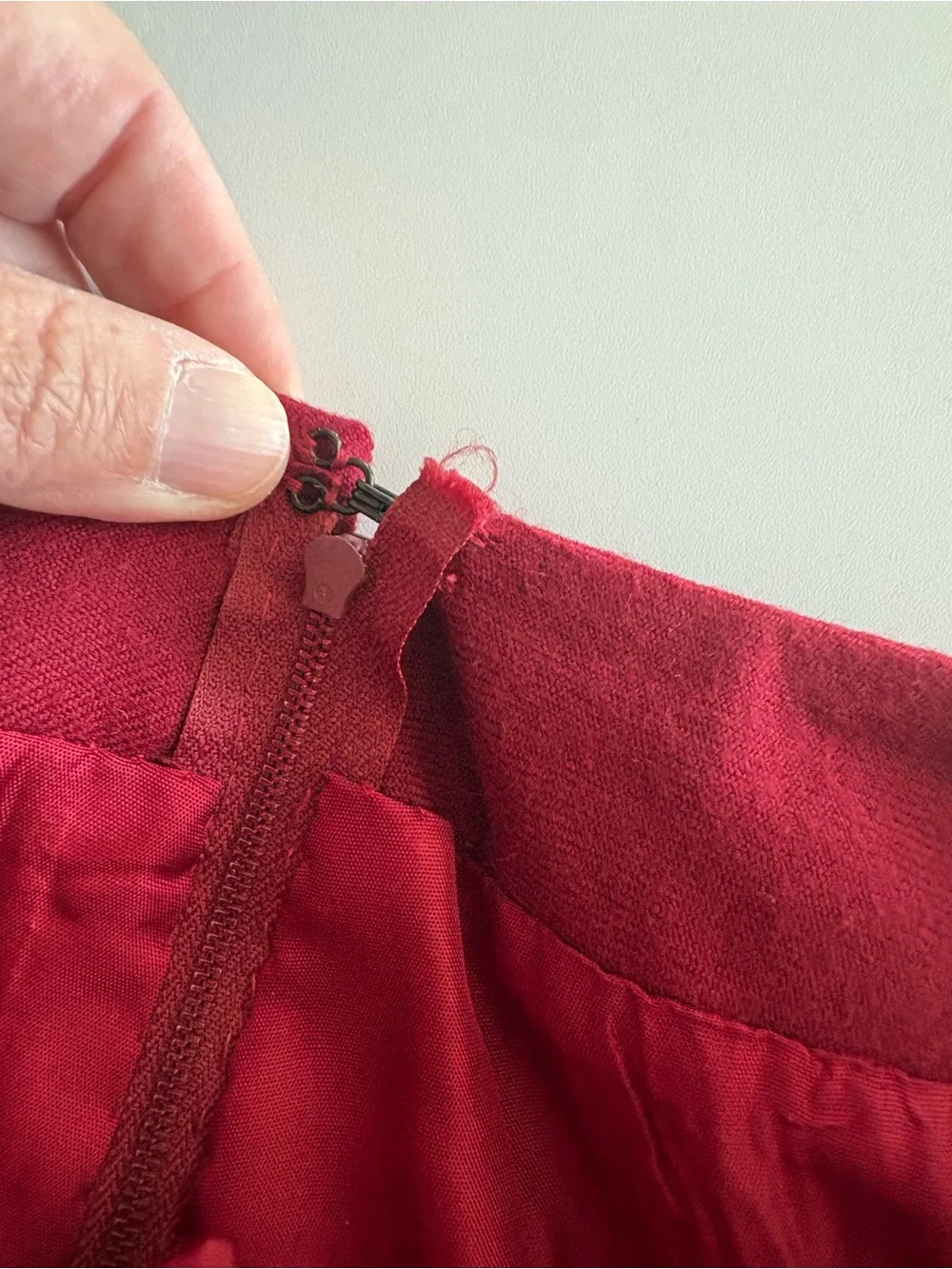 Vintage Chloé Martha Boutique Burgundy Wool Midi Skirt Made in France Size 40